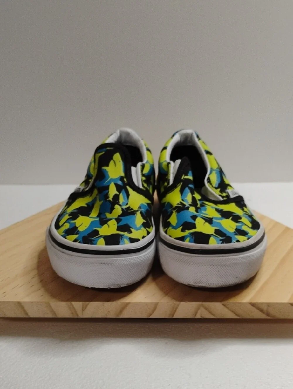 Vans Kids Slip-On Sneakers in Neon Yellow, Blue & Black Shark Motif